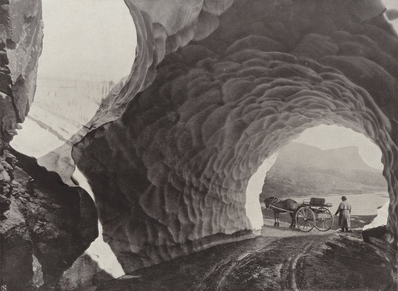 Karda tünel, Hauklid Geçidi by Norwegian Photographer
