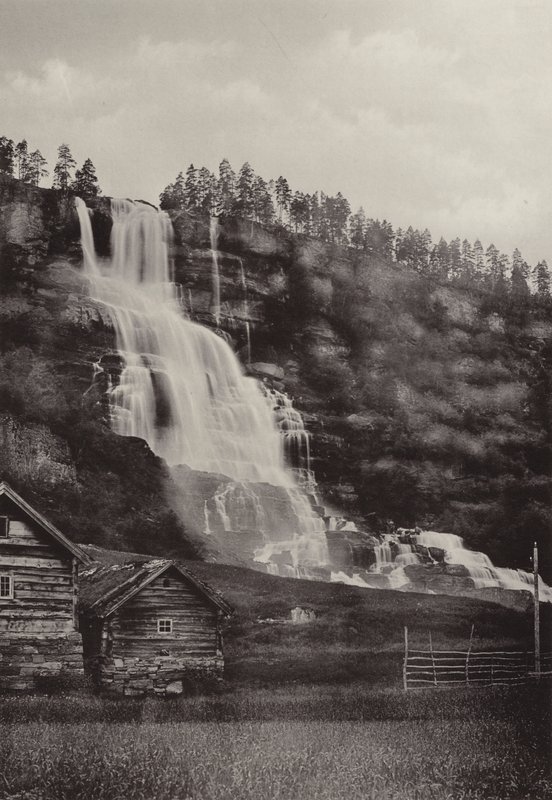 Tvindefos (s/b fotoğraf) by Norwegian Photographer