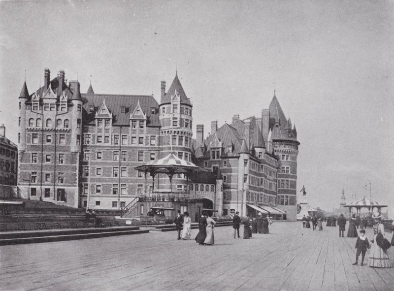 Chateau Frontenac ve Dufferin Teras (s/b fotoğraf) by Photographer Canadian