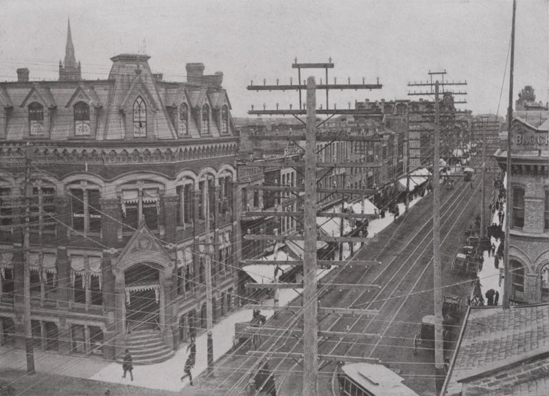 Dundas Street, Looking East, Londra, Ontario (s/b fotoğraf) by Photographer Canadian