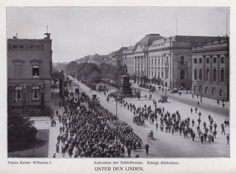 Berlin: Unter den Linden (s/b fotoğraf) by Photographer German