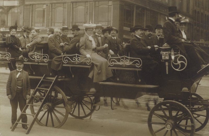 Charabanc, Berlin (s/b fotoğraf) by Photographer German
