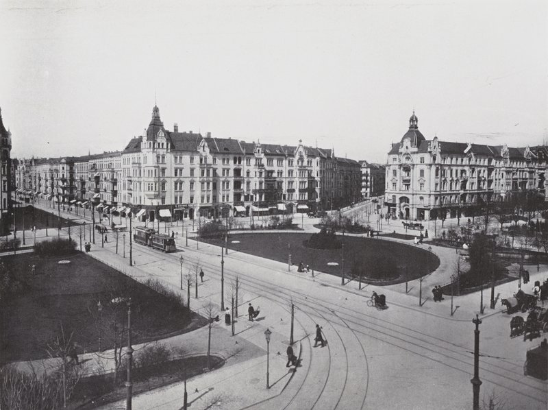 Charlottenburg, Savigny-Platz (s/b fotoğraf) by Photographer German