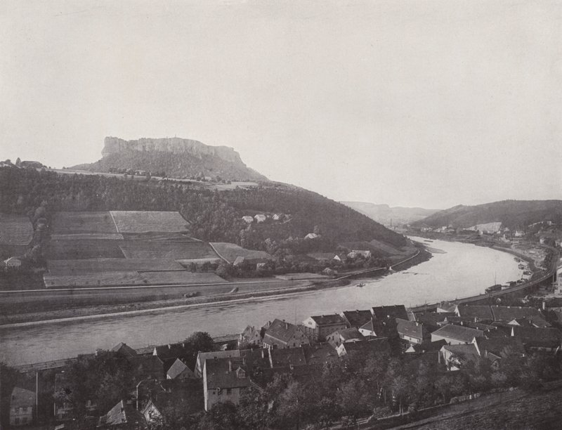 Lilienstein (s/b fotoğraf) by Photographer German