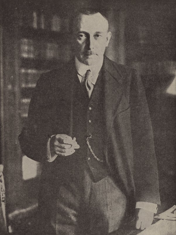 Dr Karl Helfferich, Alman Maliye Bakanı (s/b fotoğraf) by Photographer German