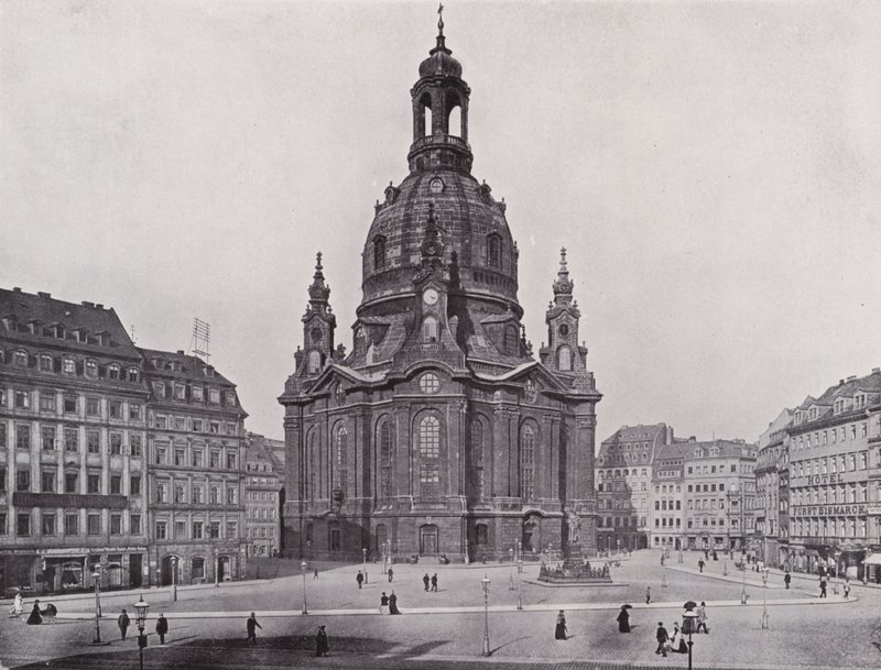 Frauenkirche (s/b fotoğraf) by Photographer German