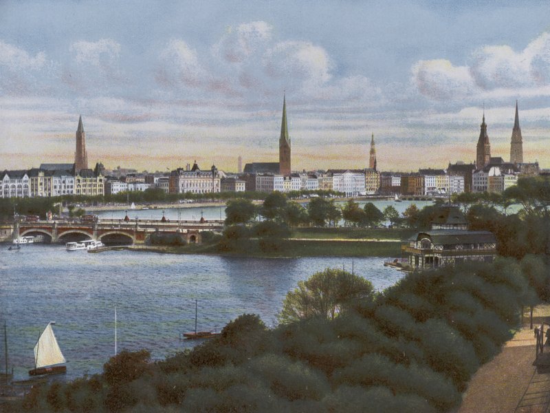 Hamburg: Lombardsbrucke (fotoğraf) by Photographer German