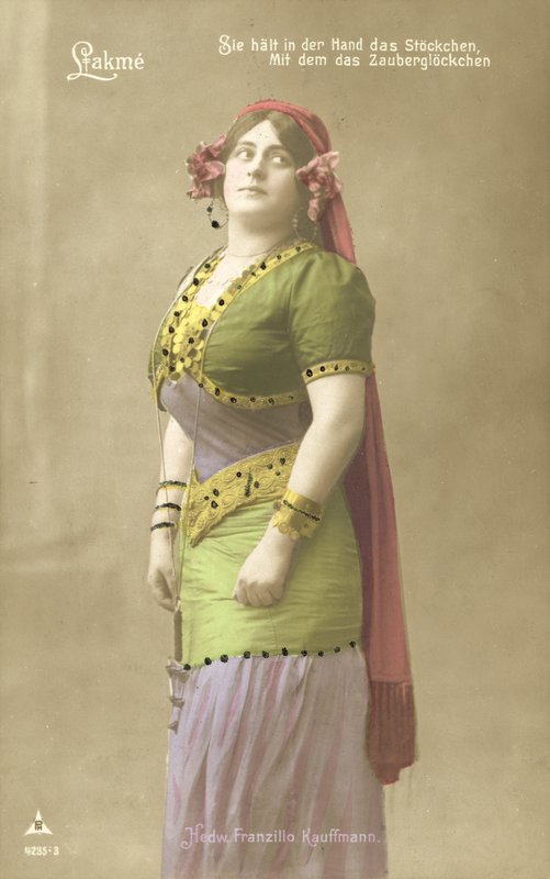 Hedwig Franzillo Kauffman, Lakme rolünde (renkli fotoğraf) by Photographer German