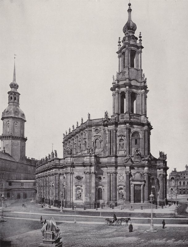 Katolik Mahkemesi Kilisesi (s/b fotoğraf) by Photographer German