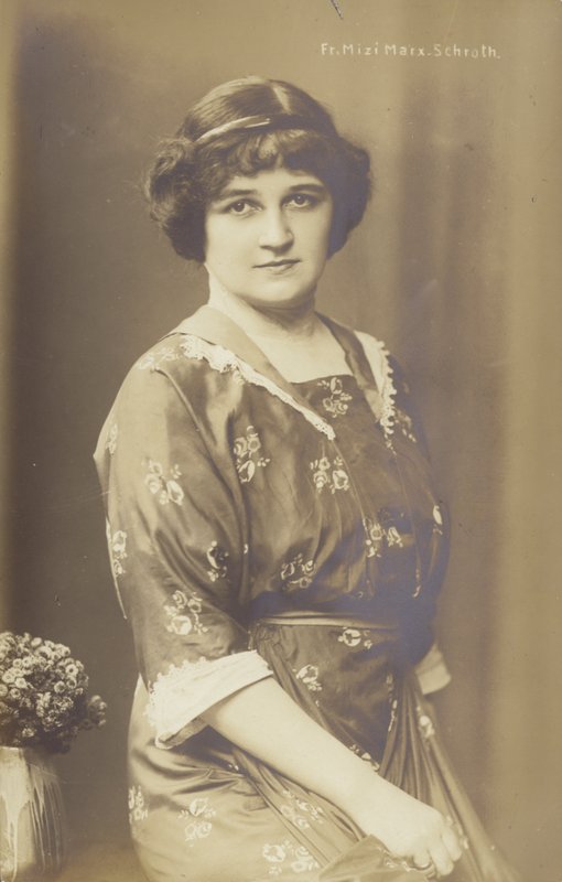 Mizi Marx Schroth, Alman opera sanatçısı (s/b fotoğraf) by Photographer German