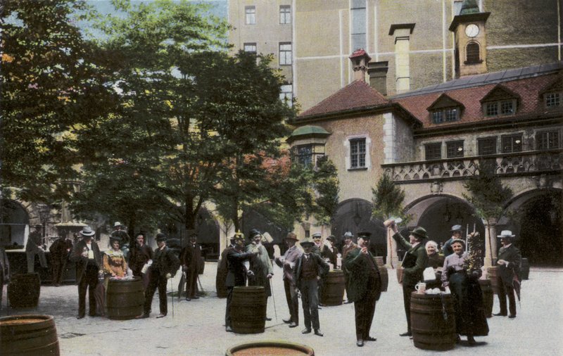 Münih/Münih: Königl Hofbrauhaus, Hof (fotoğraf) by Photographer German