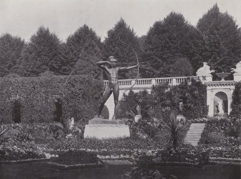 Potsdam, Sicilya Bahçesi, okçu (s/b fotoğraf) by Photographer German