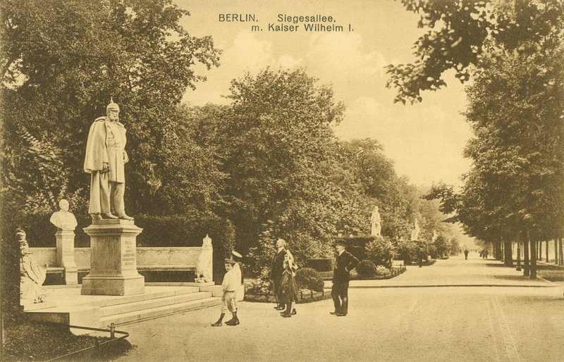 Siegesallee ve Kaiser Wilhelm I heykeli, Berlin (s/b fotoğraf) by Photographer German