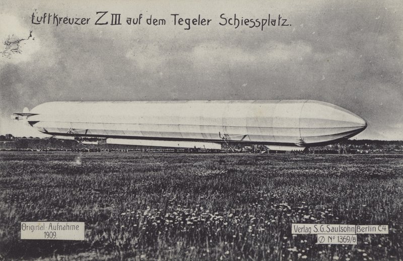 Tegel atış poligonunda Zeppelin LZ III, Berlin (s/b fotoğraf) by Photographer German