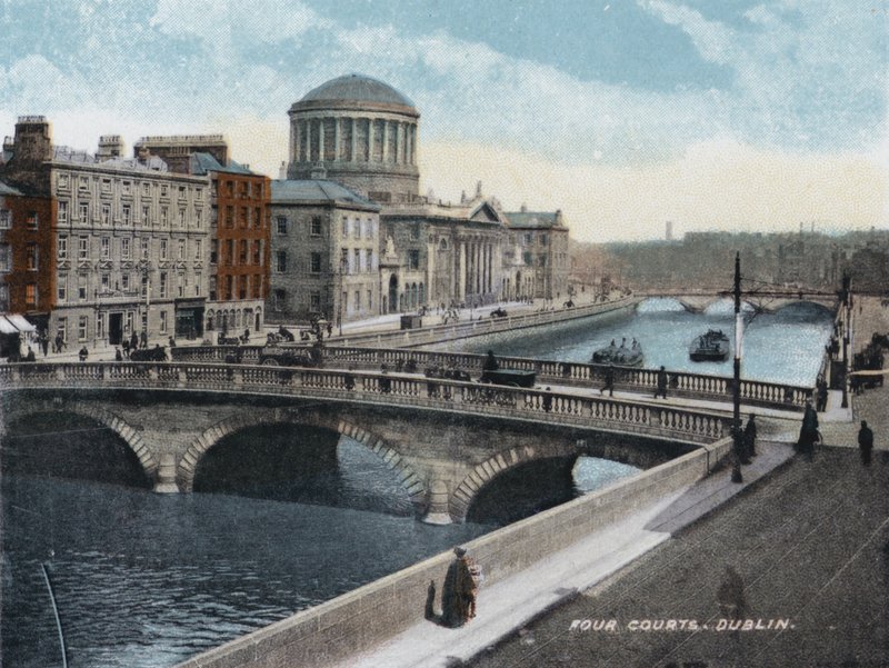 Dört Mahkeme, Dublin (renkli fotoğraf) by Photographer Irish