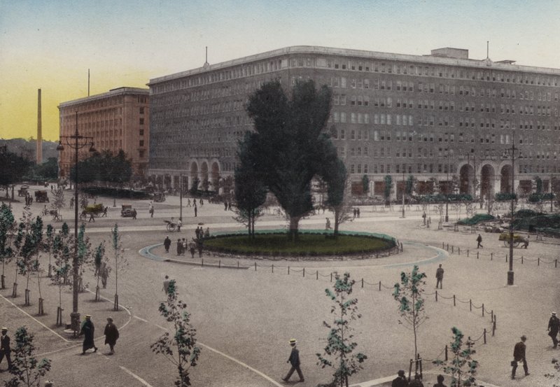 Japonya, K. 1912: Marunouchi Binası, Tokyo (fotoğraf) by Photographer Japanese