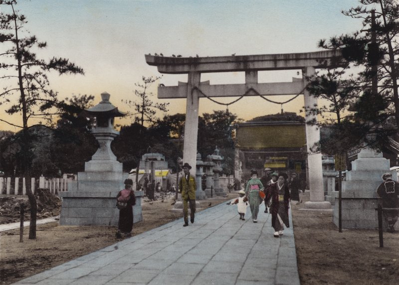 Japonya, c.1912: Nanko Tapınağı, Kobe (fotoğraf) by Photographer Japanese