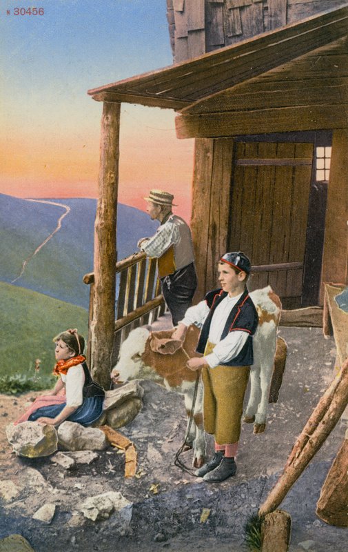 Baba ve iki çocuk İsviçre Alpleri