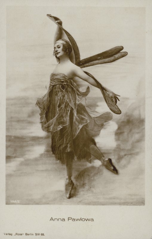 Anna Pavlova, Rus baş balerini (s/b fotoğraf) by Russian Photographer