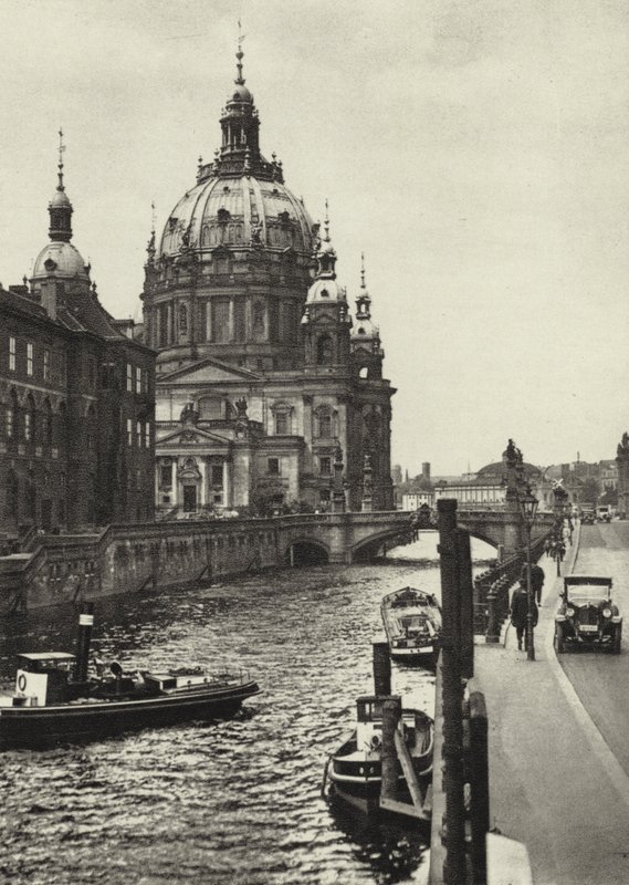 Berlin: Dom; Katedral (s/b fotoğraf) by Sasha Stone