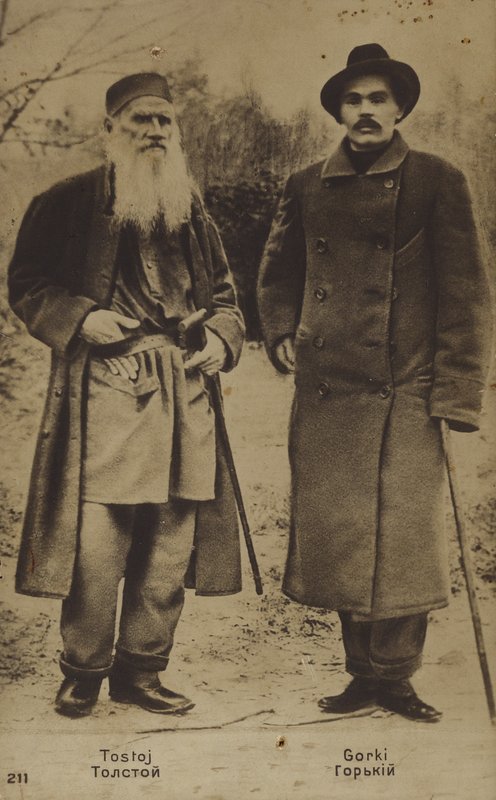 Rus yazarlar Leo Tolstoy ve Maxim Gorky, 1900 by Sophia Andreevna Tolstaya