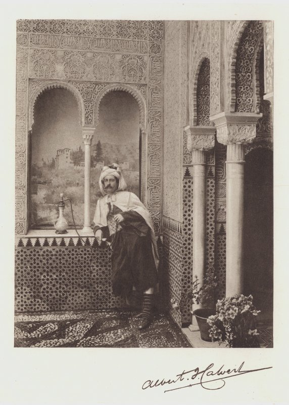Albert F Calvert, Portre ve İmza (renkli taş) by Spanish Photographer