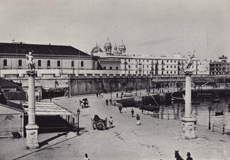 Cadiz: La Entrada (s/b fotoğraf) by Spanish Photographer