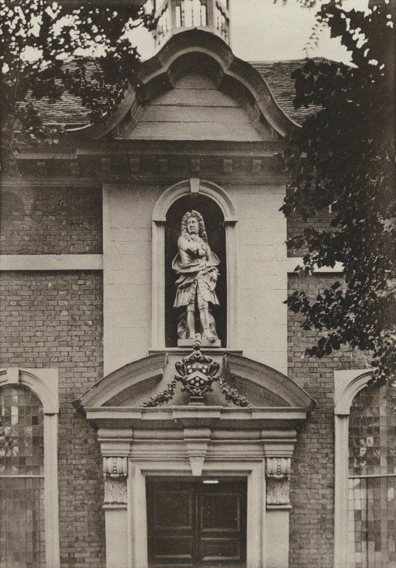 Doorway, Berkeley Almshouses, Worcester (s/b fotoğraf) by William Galsworthy Davie