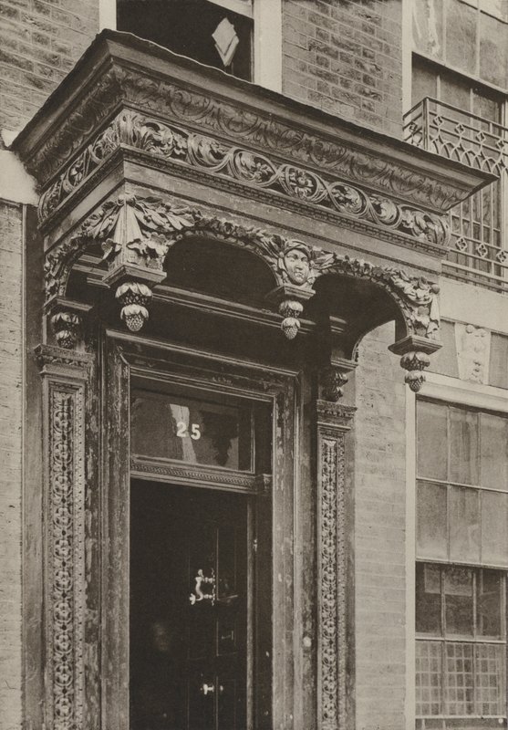 Kapı, Queen Anne