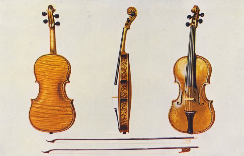 Müzik aletleri: Keman, Hellier Stradivarius ve flüt için dikkat çeken iki eski yay (renkli litho) by William Gibb