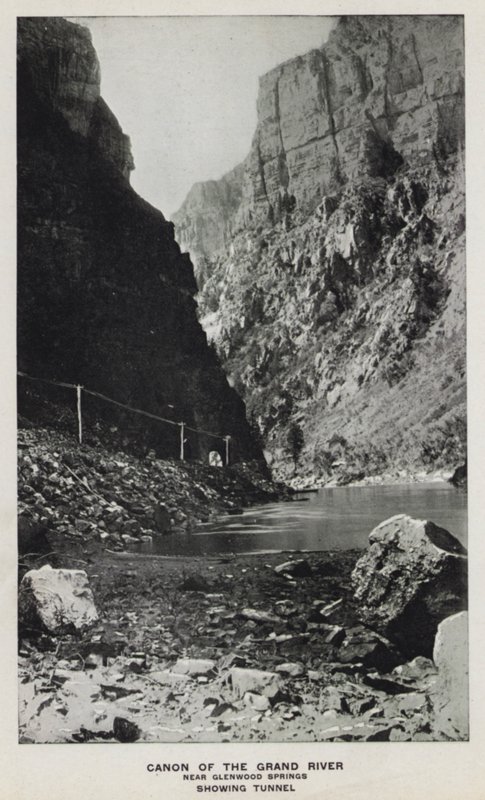 Colorado Kanyonları: Grand River Canon, Glenwood Springs Yakınında, Tünel Gösteriliyor (s/b fotoğraf) by William Henry Jackson
